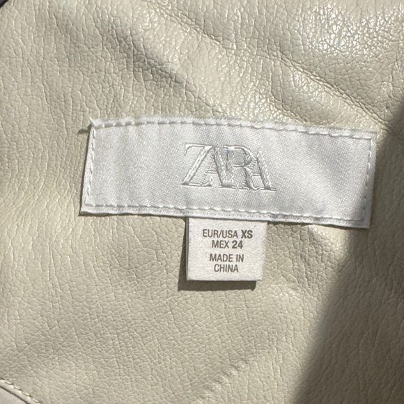 Zara Women's Off-White Leather Jacket - Picture 2 of 4